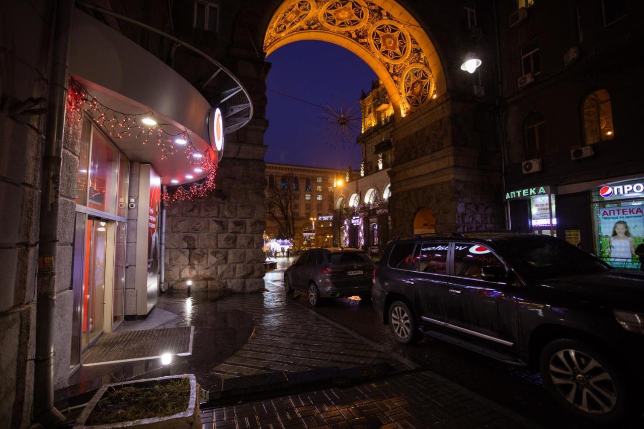 911 Apartments Khreshchatyk Kiev Exterior foto
