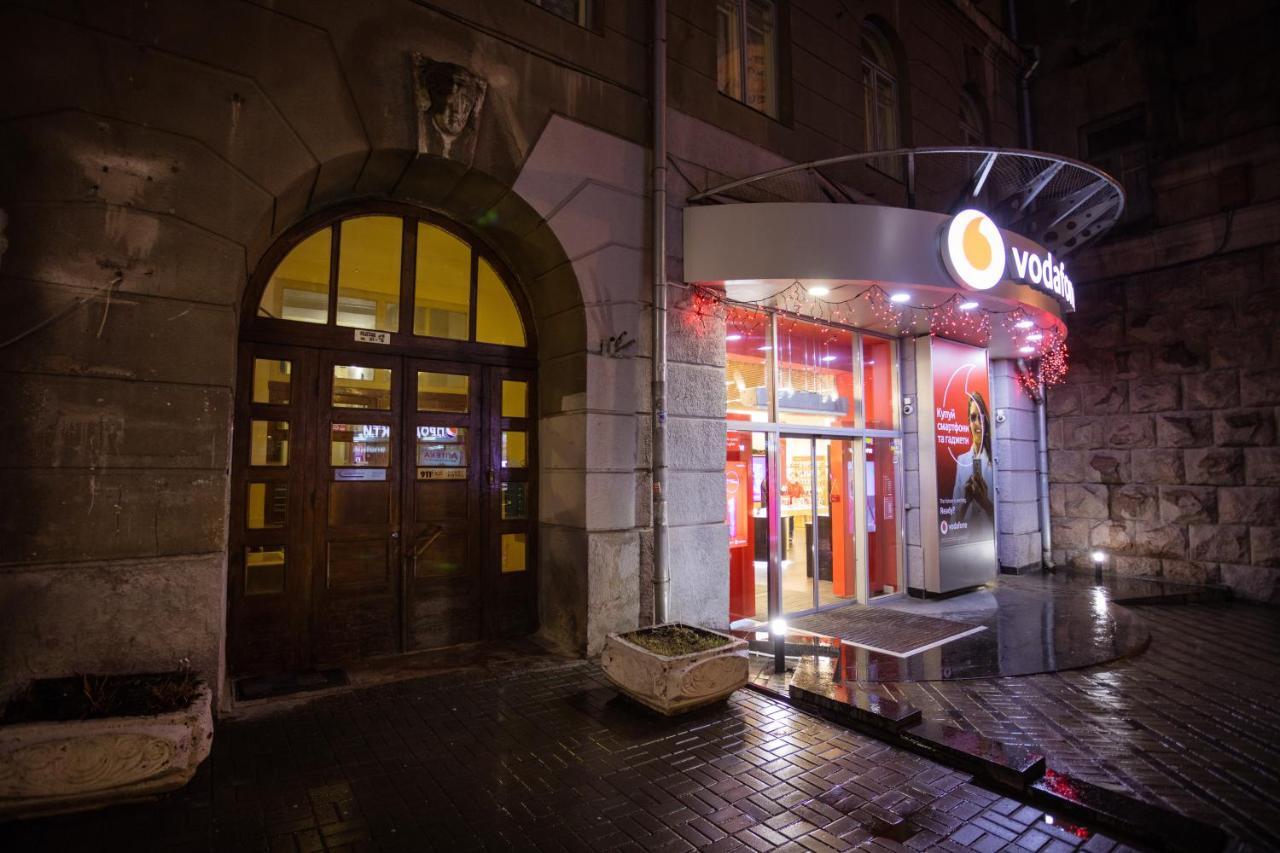 911 Apartments Khreshchatyk Kiev Exterior foto